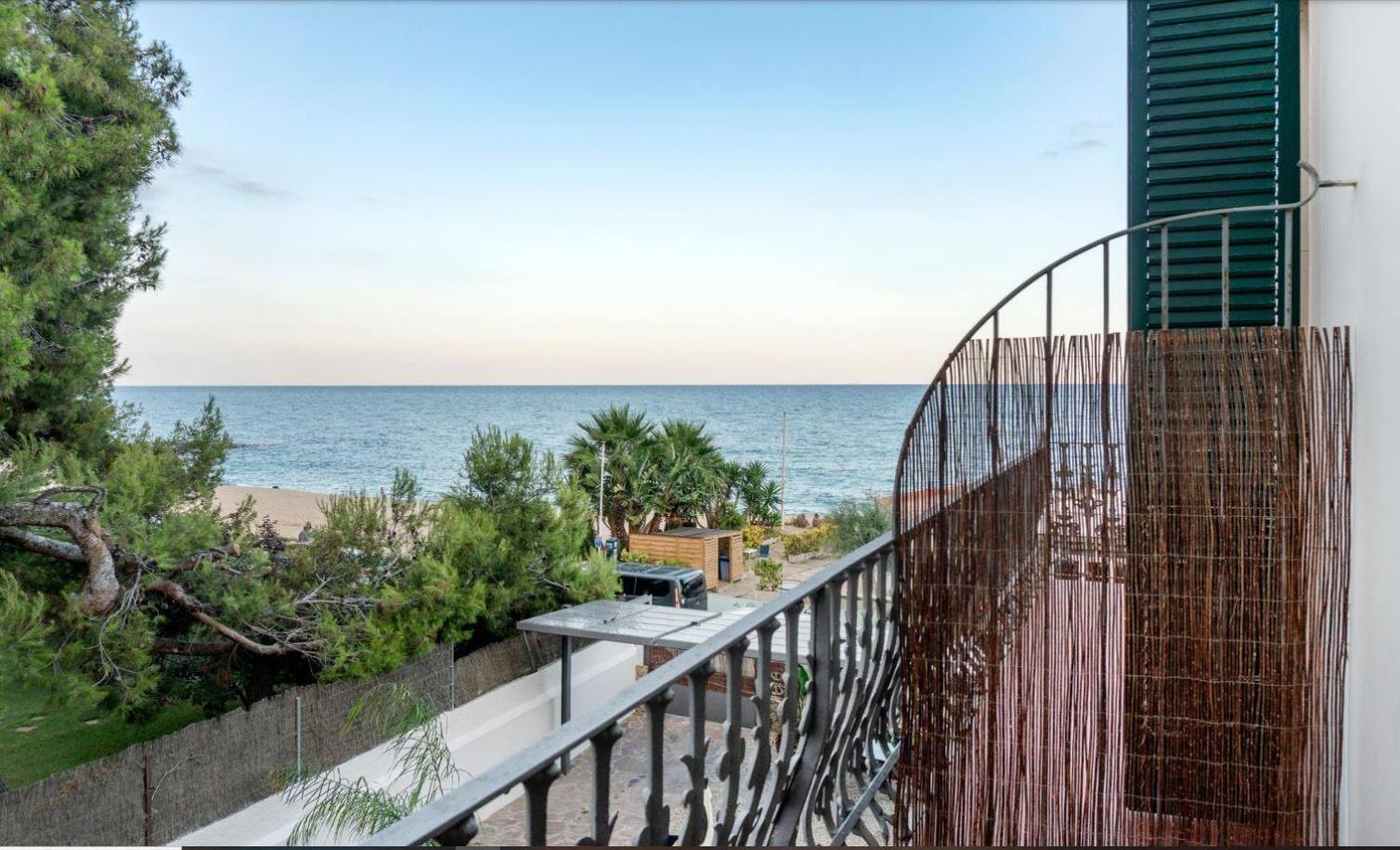 Hotel Kalima Beach à Caldes D'Estrach Chambre photo